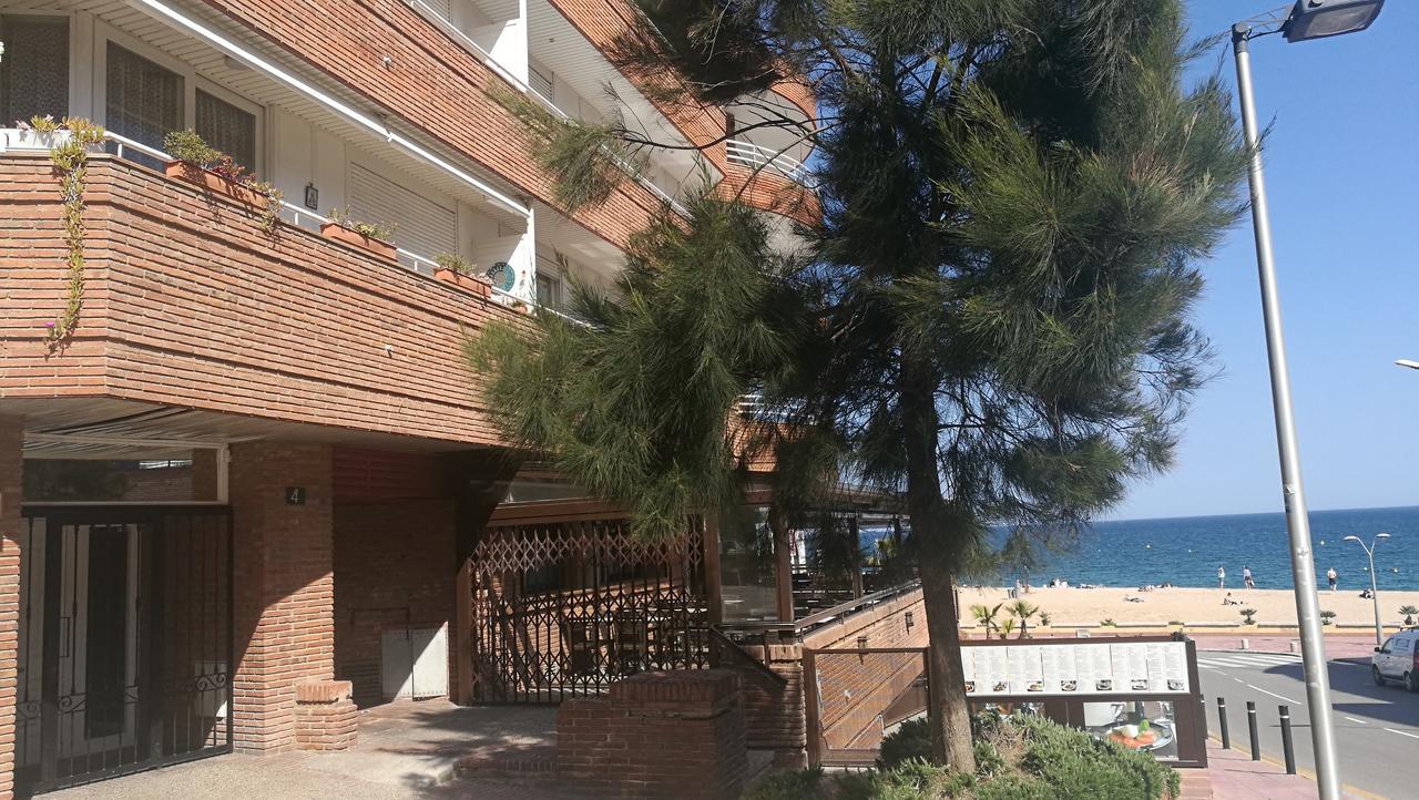 Carabela Hotell Lloret de Mar Exteriör bild