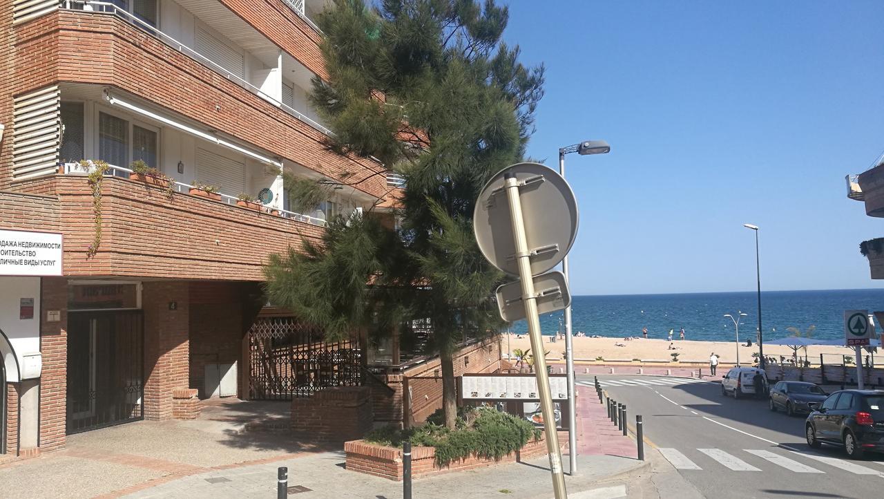 Carabela Hotell Lloret de Mar Exteriör bild